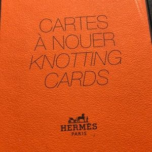 Hermès scarf knotting cards.